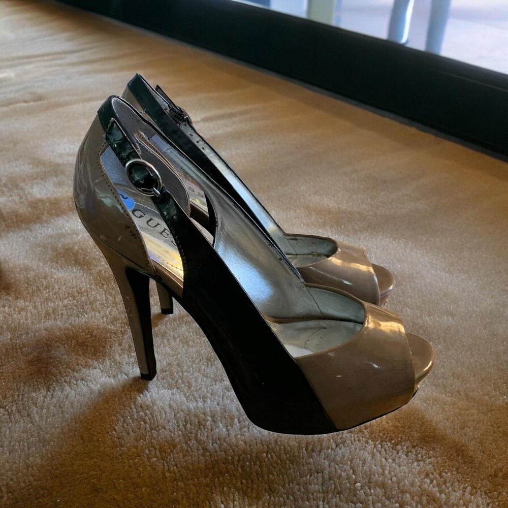 Women’s High Heels. Guess. Size 9